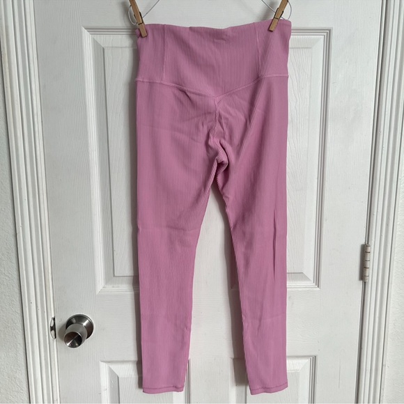 ATHLETA M Ultra High Rise Elation Tight Medium Orchid Pink Ribbed - Picture 6 of 7